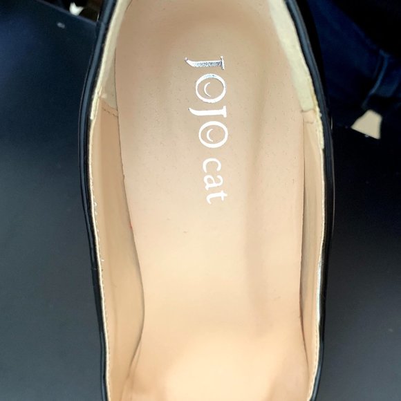 Shiny Black Red Bottom Stiletto Heels - Picture 9 of 10